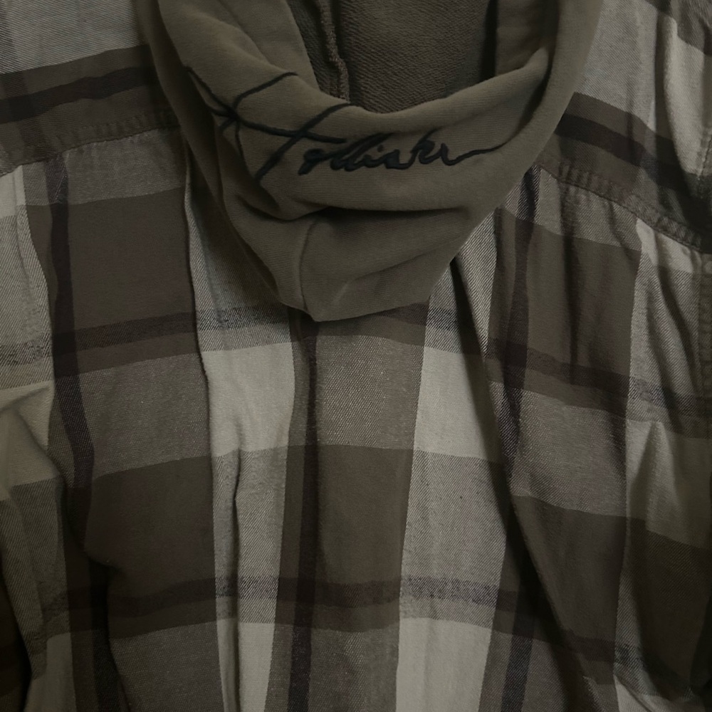 Hollister Brown Plaid Men's Sweater - Picture 2 of 12
